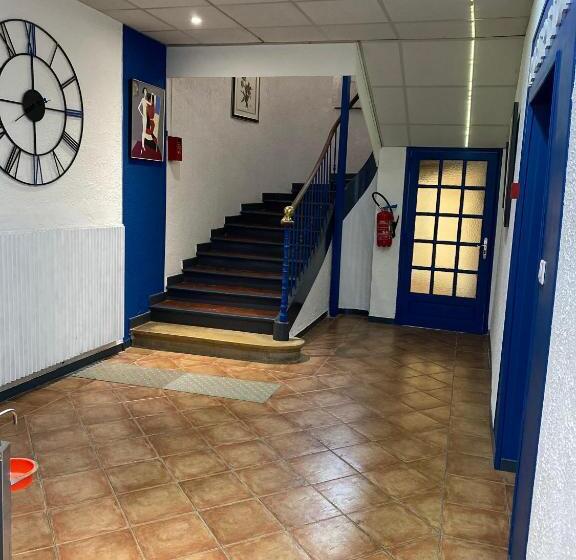 فندق Des Colonnes