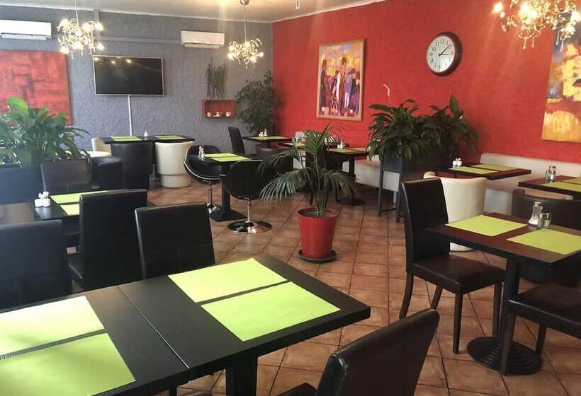 فندق Des Colonnes