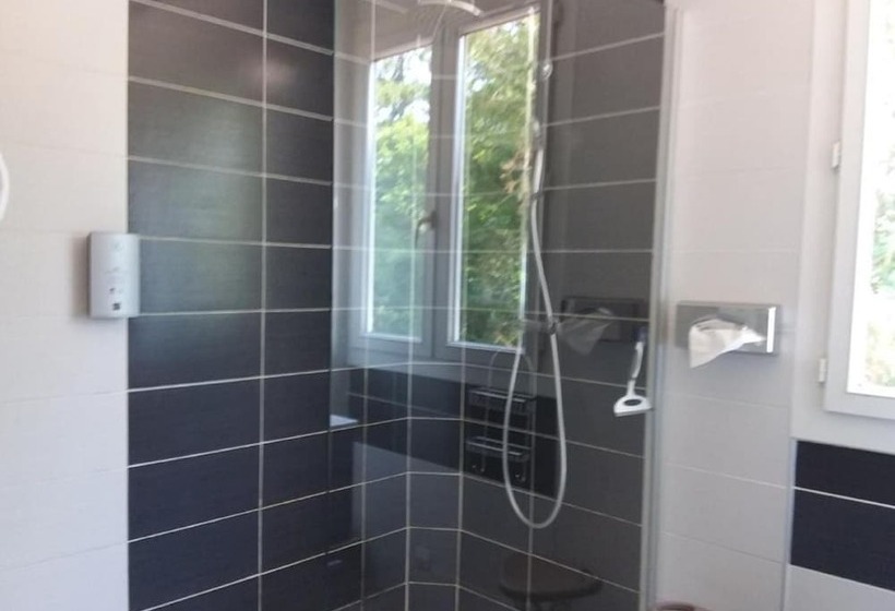 Logis Hotel Le Relais Du Serre