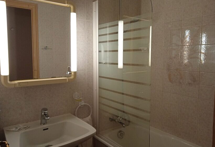 בית מלון כפרי Les Sapins