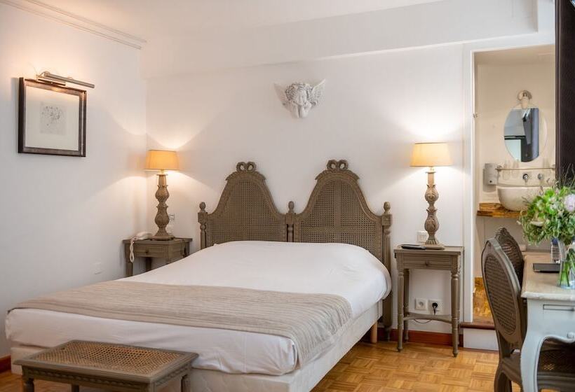 Logis   Hotel De La Mairie