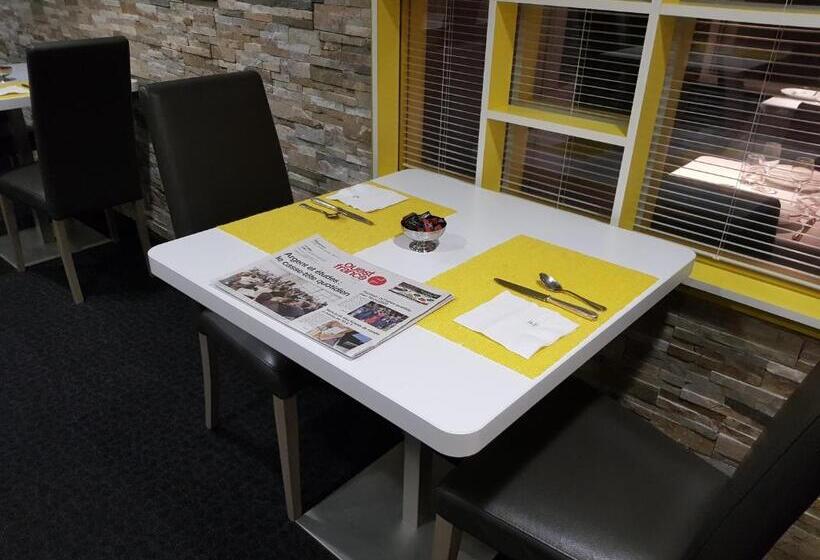 Отель Logis Hôtel A La Bonne Auberge