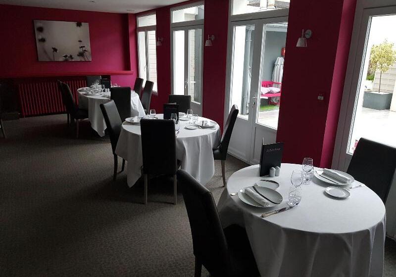 Отель Logis Hôtel A La Bonne Auberge