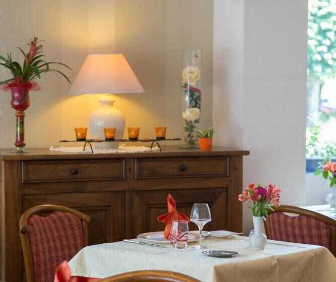 בית מלון כפרי Logis Auberge De La Rose