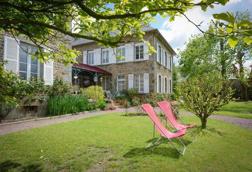 בית מלון כפרי Logis Auberge De La Sélune