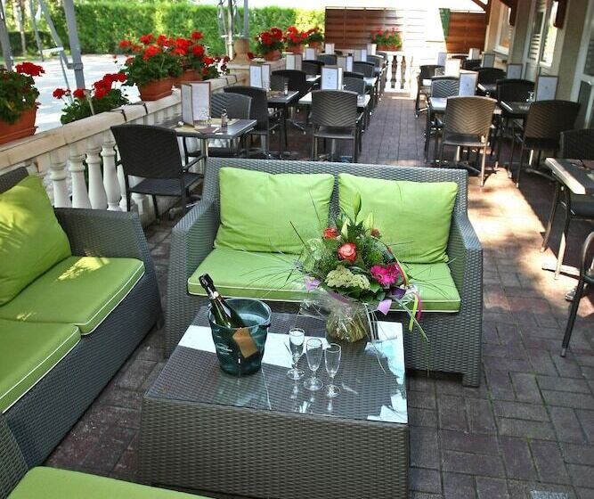 ホテル Logis Bagatelle   51530 Dizy