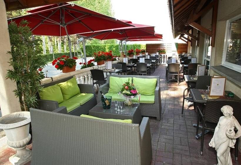 ホテル Logis Bagatelle   51530 Dizy