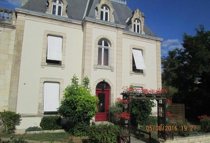 호텔 Logis Hôtel Beauséjour