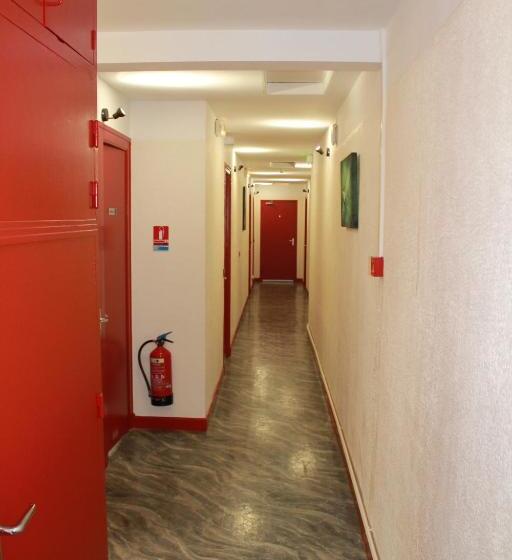 호텔 Logis Hôtel Beauséjour