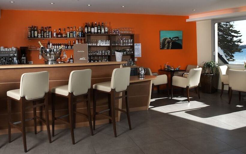 Logis Hotel Belle Vue