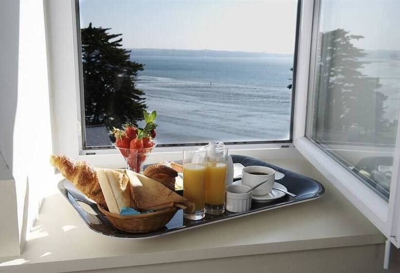 Logis Hotel Belle Vue