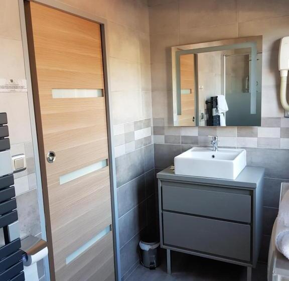 Отель Logis Château De La Motte Hôtel & Restaurant