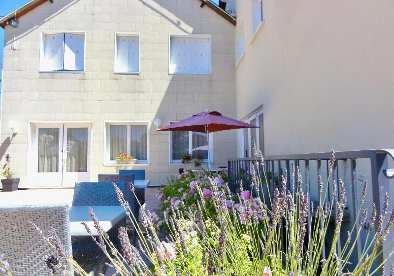 호텔 Logis Hôtel Restaurant Clair Cottage, Chisseaux   Chenonceaux