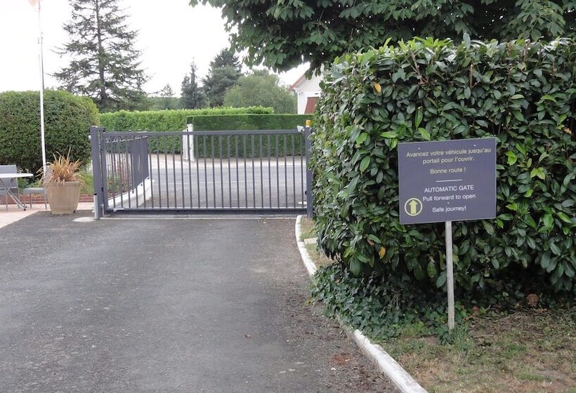 호텔 Logis Hôtel Restaurant Clair Cottage, Chisseaux   Chenonceaux