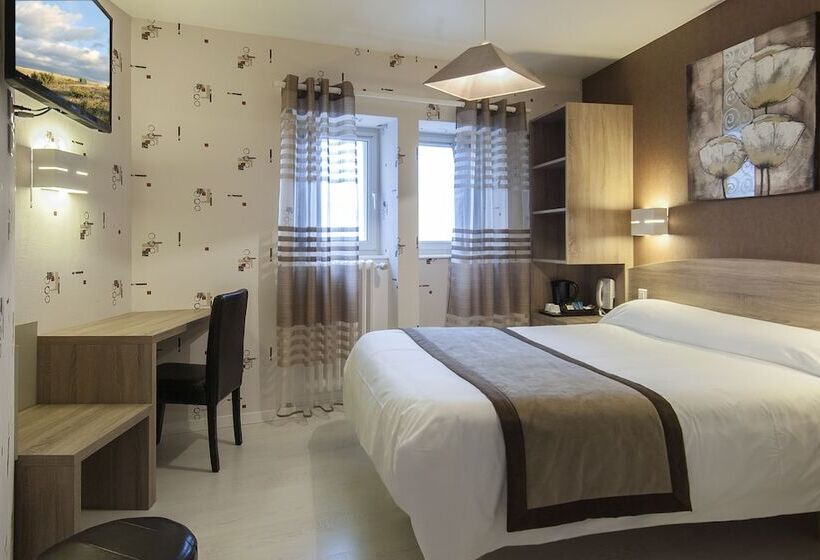 בית מלון כפרי Logis Hôtel Restaurant Cazes Arazat