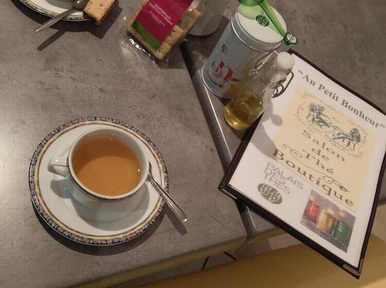 Отель Logis De L Europe Restaurant Le Cepage