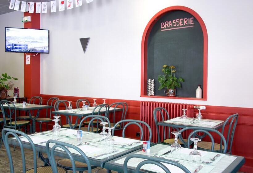 Logis Hotel De Paris