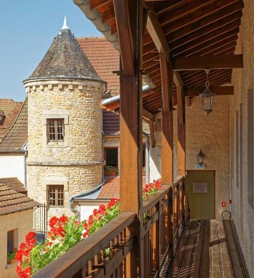 Отель Logis Des Trois Maures