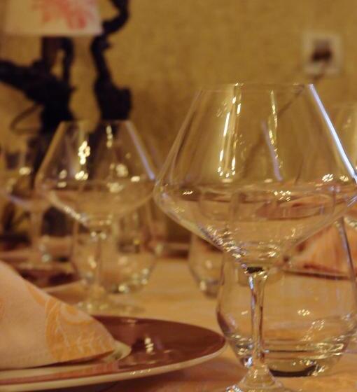 Отель Logis Des Trois Maures