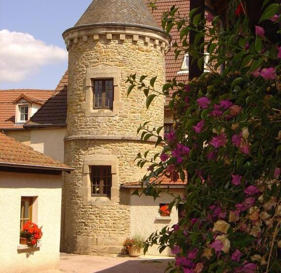 Отель Logis Des Trois Maures