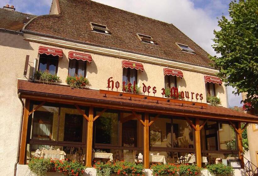 ホテル Logis Des Trois Maures