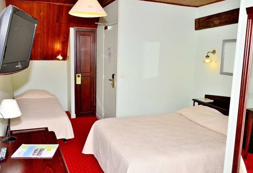 ホテル Logis Hôtel & Restaurant Du Sauvage