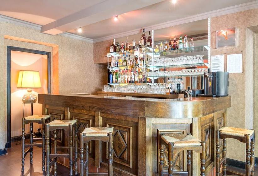 ホテル Logis Hôtel La Brèche De Roland