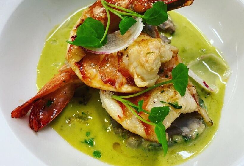 Отель Hôtel Le Relais Des Plages