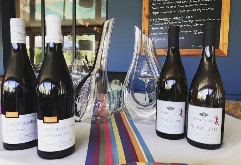 Отель Hôtel Le Relais Des Plages