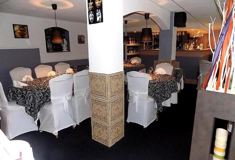 호텔 Logis Hôtel & Spa Le Saint Antoine