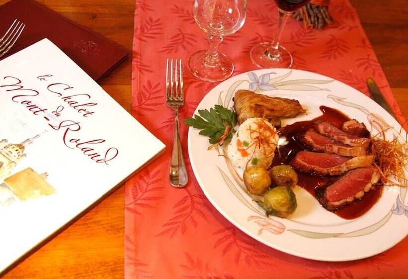 فندق Logis Hôtel Restaurant Le Chalet Du Mont Roland