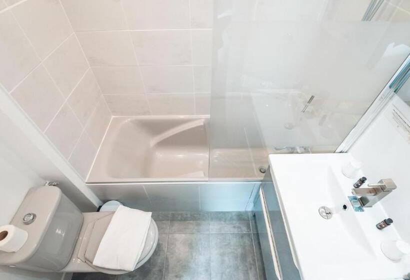 酒店 Logis Hôtel Restaurant Vuillot