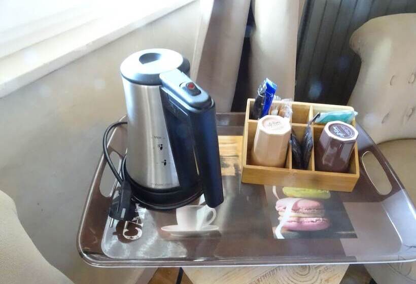 בית מלון כפרי Logis L Auberge Du President