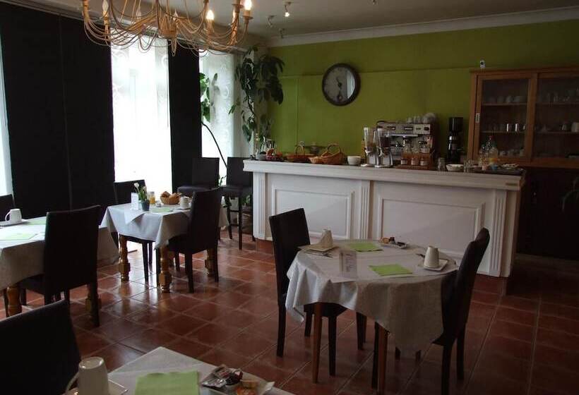 Logis Hotel L Occitan 2 étoiles