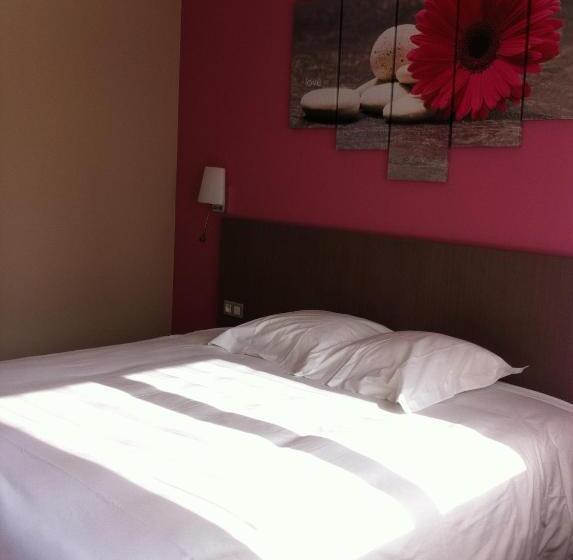 酒店 Logis La Lentillere Restaurant Cote Parc