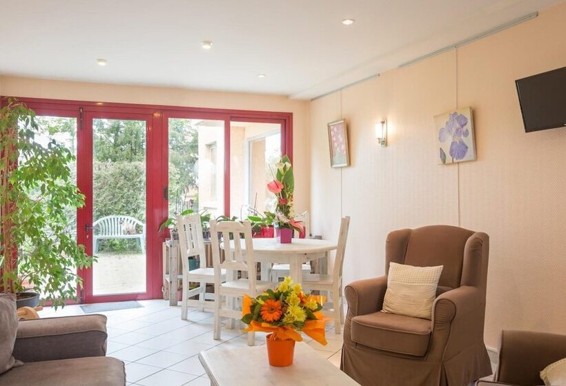 Отель La Terrasse Fleurie, Logis, Hôtel Et Restaurant