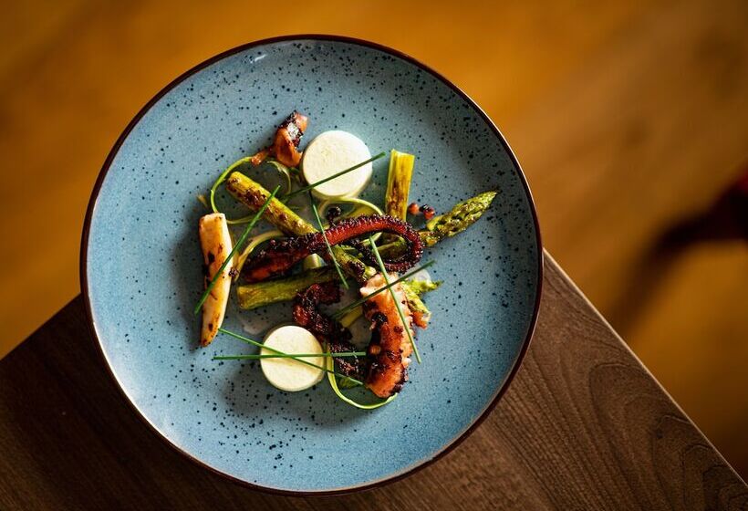 Отель La Terrasse Fleurie, Logis, Hôtel Et Restaurant