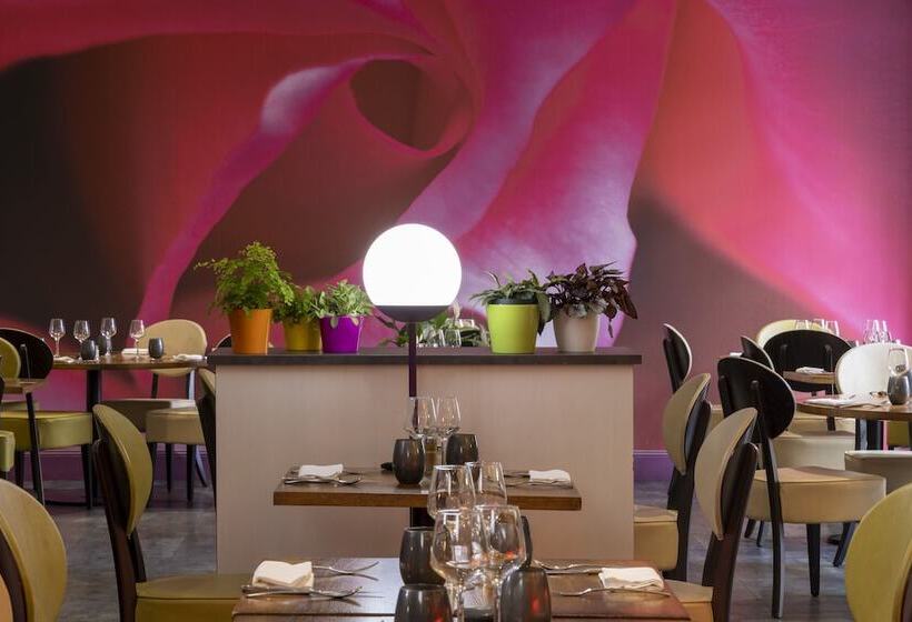 호텔 Logis Hôtel Restaurant Le Fontarabie