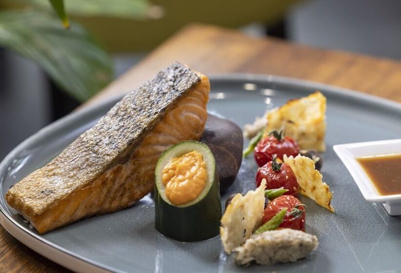 فندق Logis Hôtel Restaurant Le Fontarabie