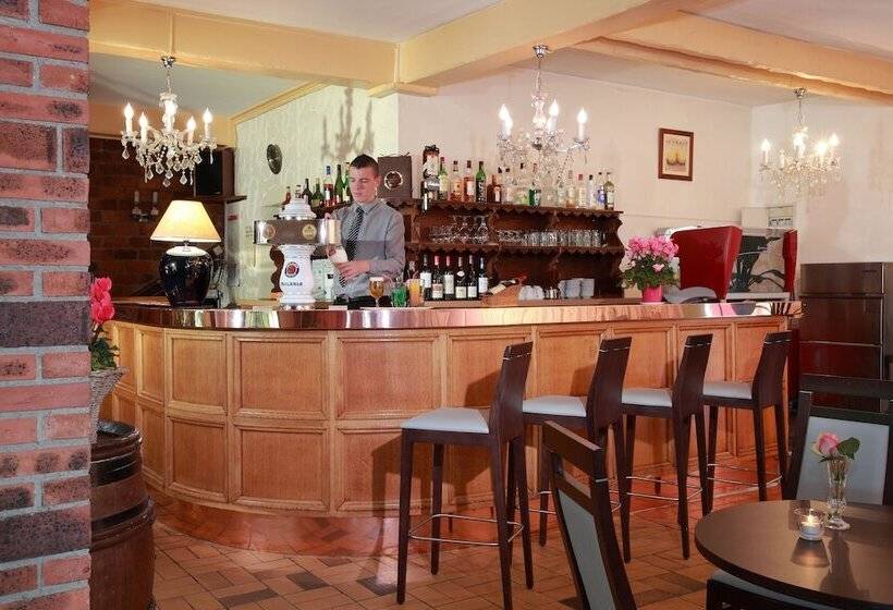 בית מלון כפרי Logis Le Pot D Etain