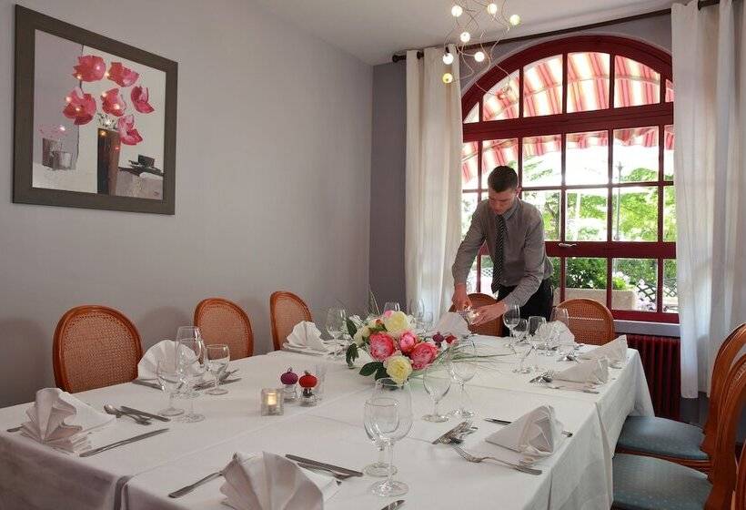 בית מלון כפרי Logis Le Pot D Etain