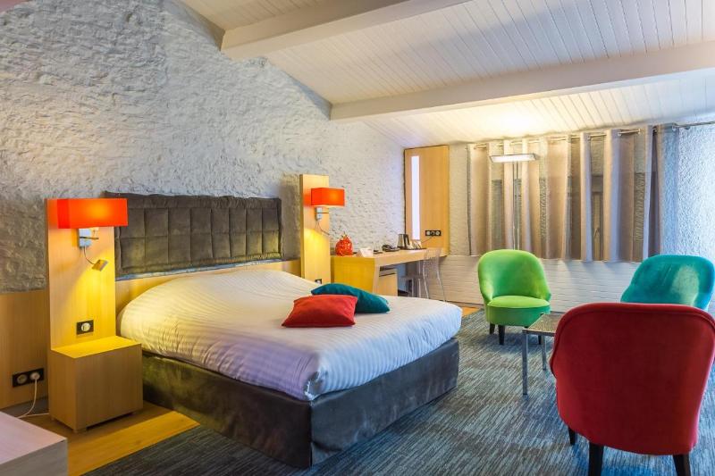 בית מלון כפרי Logis Le Rabelais Hôtel  Restaurant   Spa