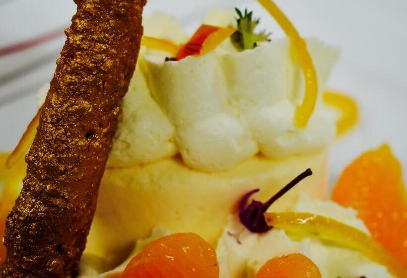 فندق Logis Le Relais De La Voie Sacrée