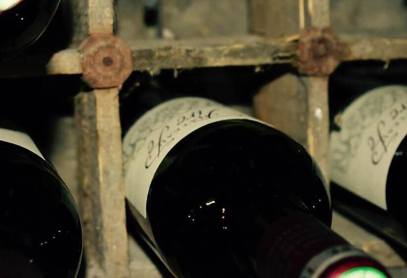 فندق Logis Le Relais De La Voie Sacrée