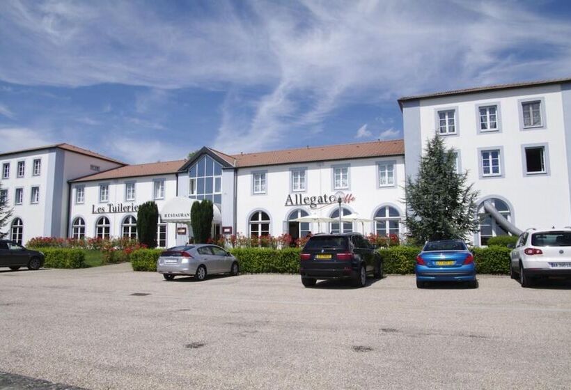 호텔 Logis Hôtel Les Tuileries