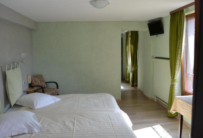 Logis Hotel Les Vosges