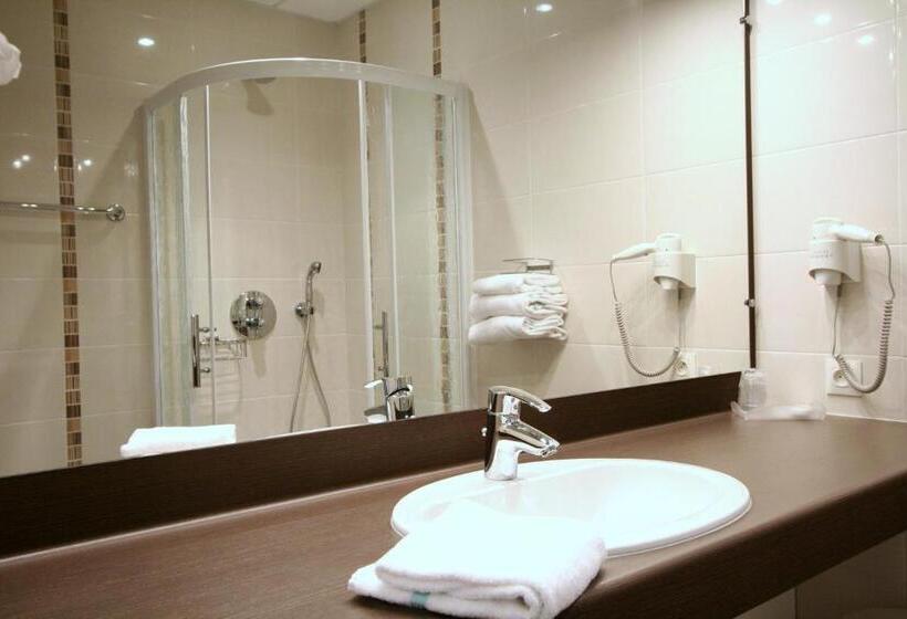 בית מלון כפרי Logis Hôtel Restaurant Aloe