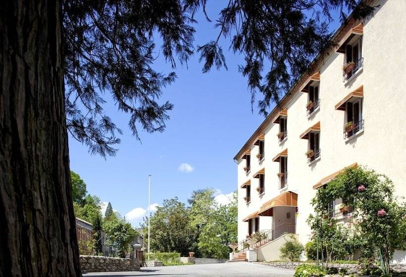 호텔 Logis Hôtel Restaurant Les Cèdres