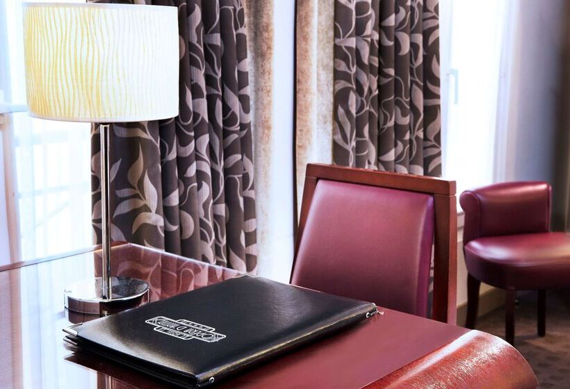 فندق Opera D Antin