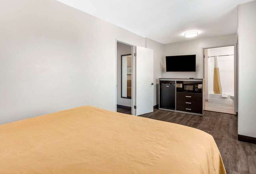 هتل Quality Inn Burbank Airport